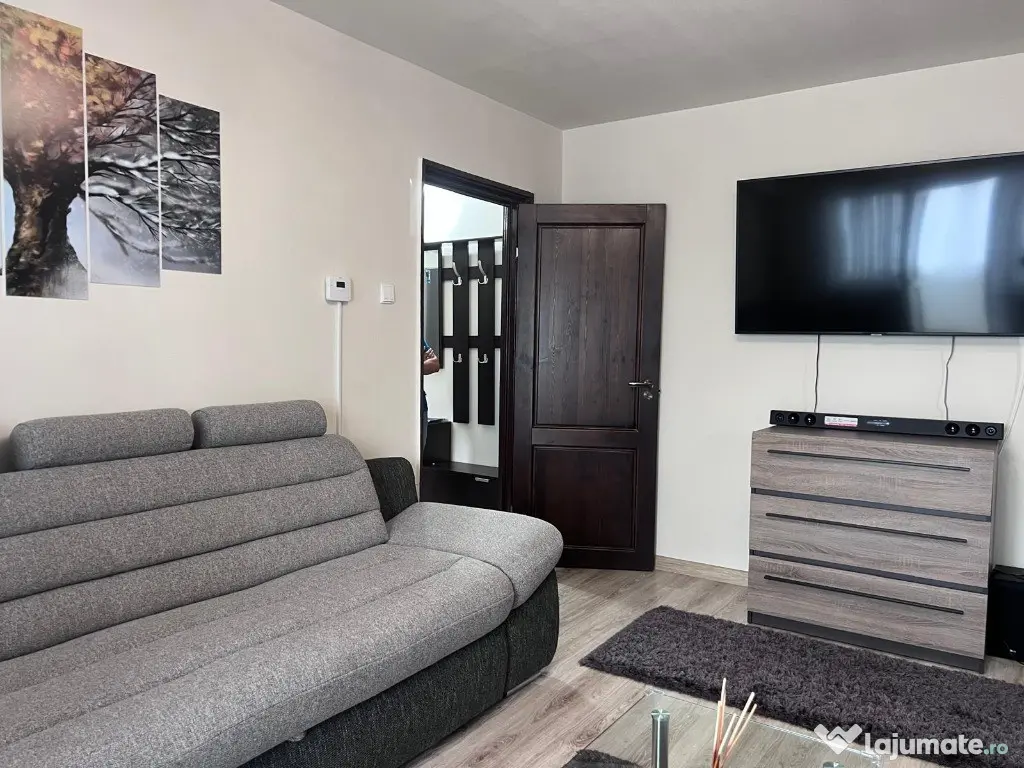 Apartament 3 camere, zona Mihai Eminescu-Penny 