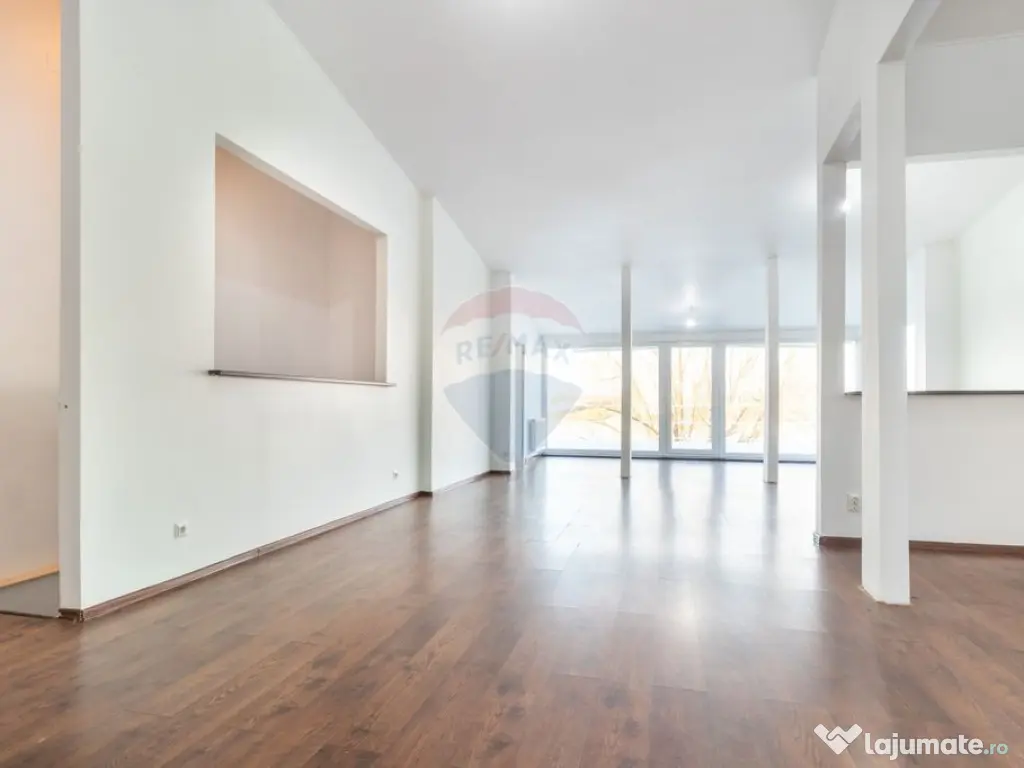 Vanzare Vila 5 camere cu terase mari si priveliste direct... 