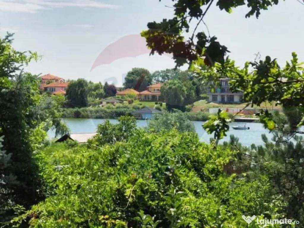 Vila la Lacul Snagov deschidere 21 ml, ponton propriu 