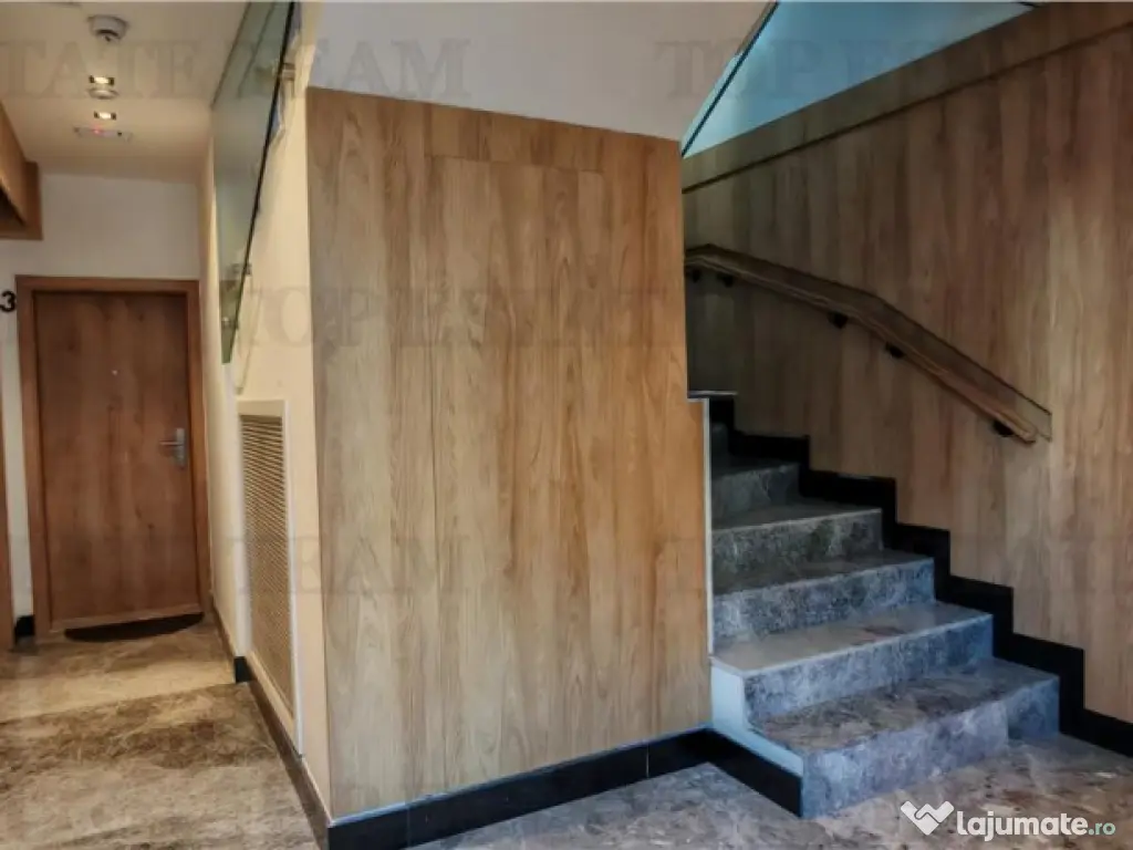 Apartament de 3 camere si curte proprie de 70 mp, bloc bouti 