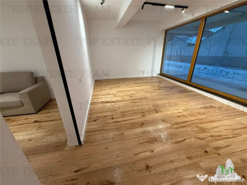 Apartament de 3 camere si curte proprie de 70 mp, bloc bouti 