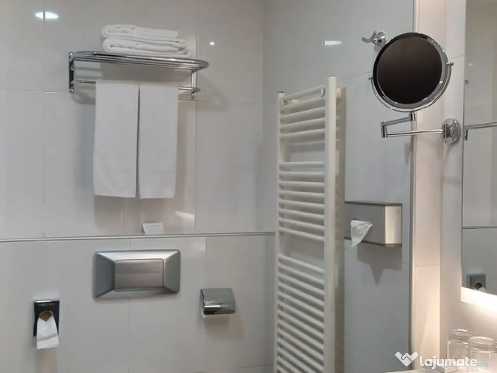 Hotel 4 stele 78 camere Piata Unirii 