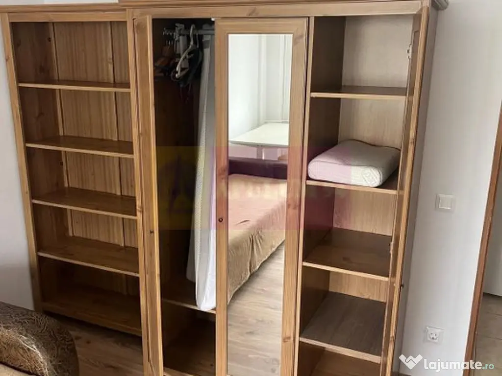 Garsoniera Banu Manta.