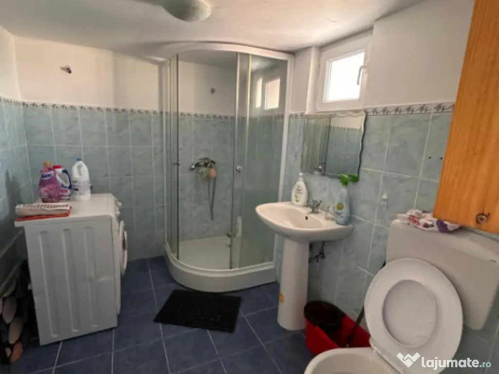 Casa de vanzare, situata in KM 5 - Constanta