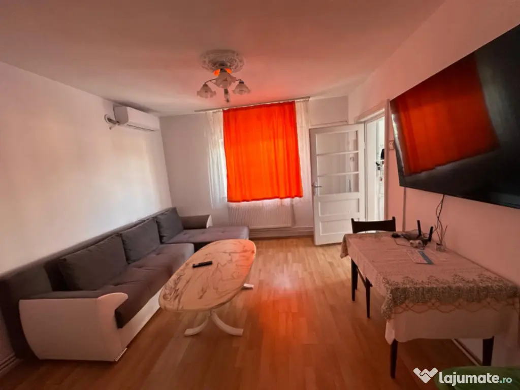 Casa de vanzare, situata in KM 5 - Constanta