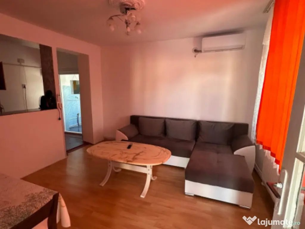 Casa de vanzare, situata in KM 5 - Constanta