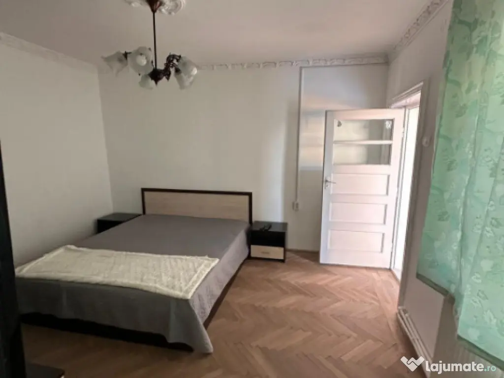 Casa de vanzare, situata in KM 5 - Constanta