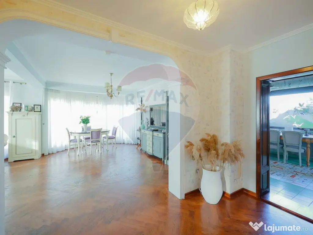 Casă 5 camere cu garaj, 230 mp utili, teren 503 mp, Nuf?... 