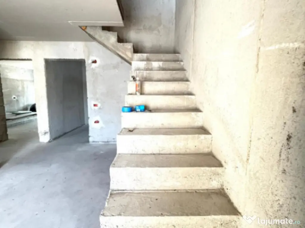 Vila individuala P+1 | 4 camere, 300mp teren | Lumina 