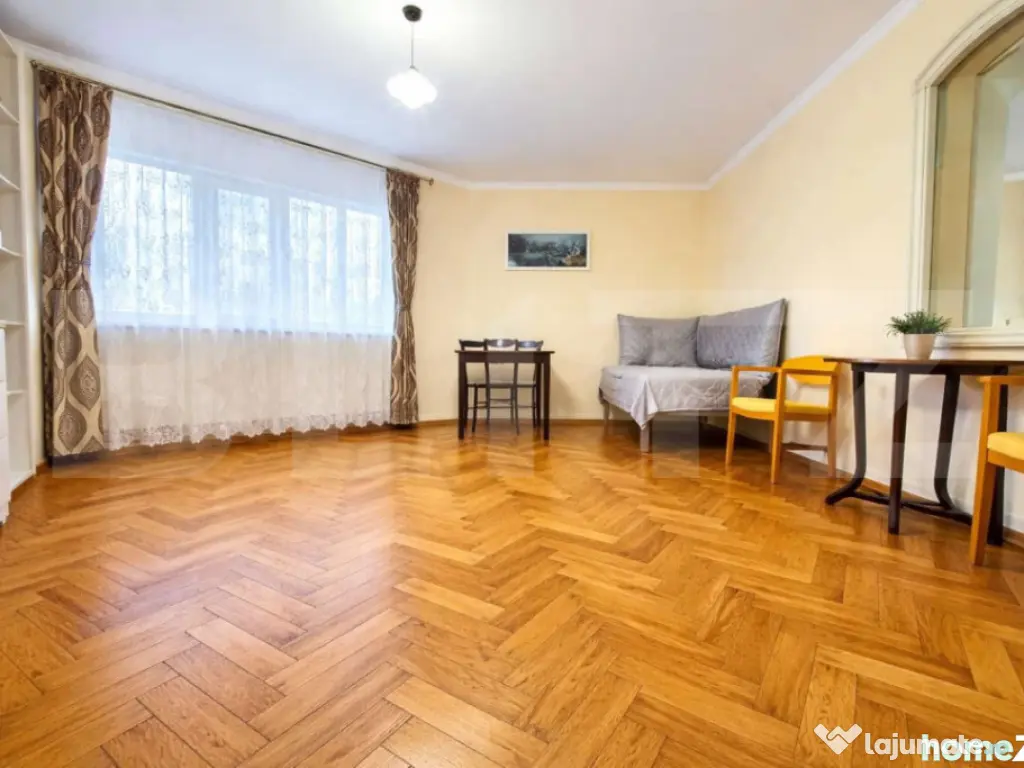 Apartament 2 camere, 52 mp, zona Soarelui