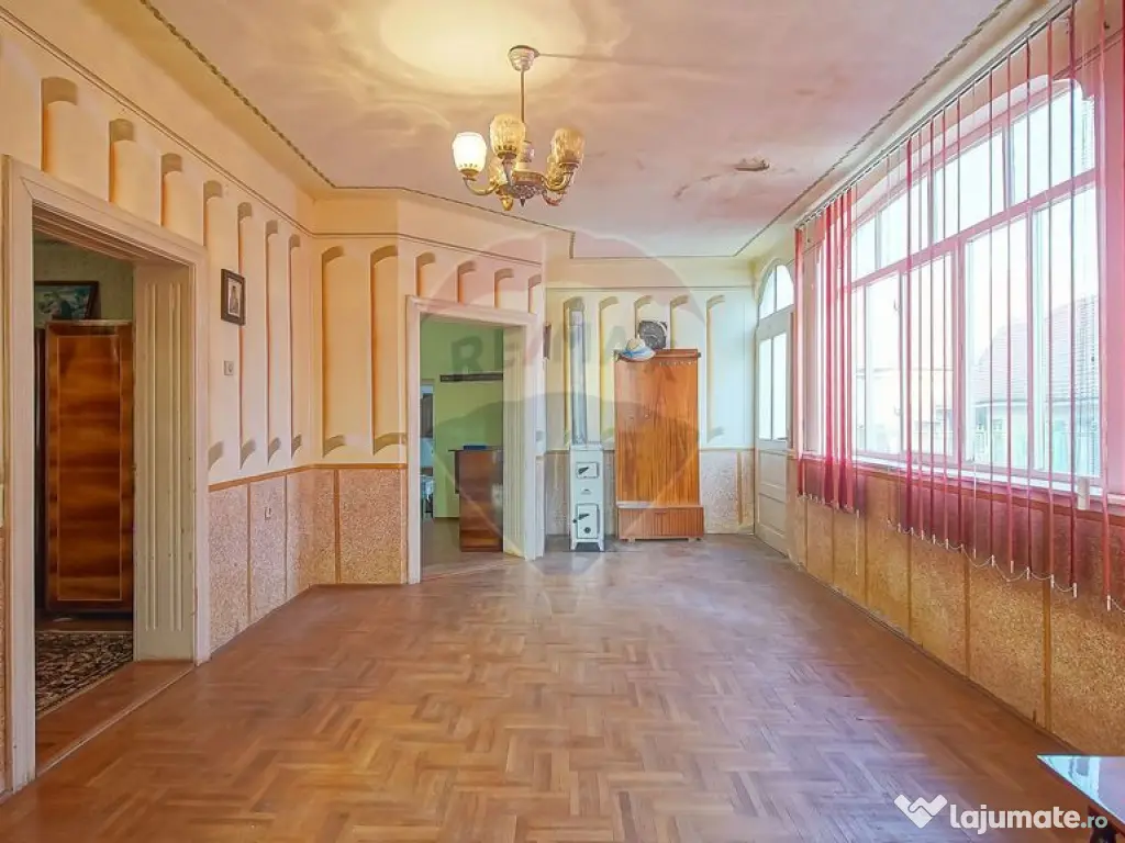 Comision 0%! 2 case Cincu, teren 2134mp, sura & curte libera 