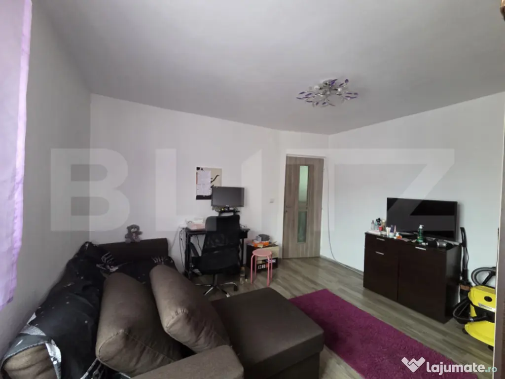 Apartament 2 camere, decomandat, intermediar, Zona Eroilor !