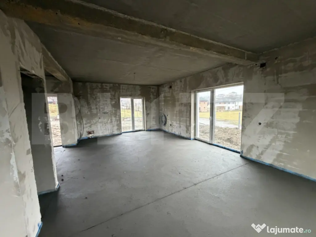 Casa duplex cu suprafata utila de 119 mp si curte de 190 mp,