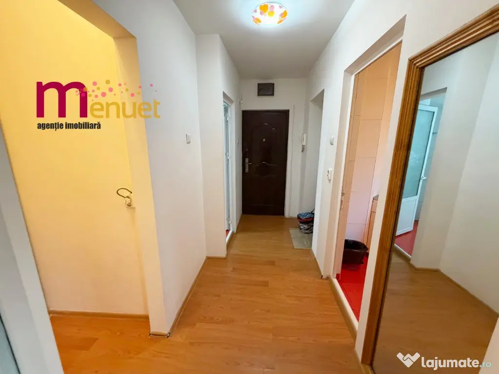 Garsoniera confort 1,zona Peco,36mp 