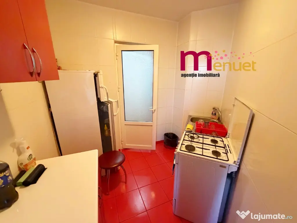 Garsoniera confort 1,zona Peco,36mp 