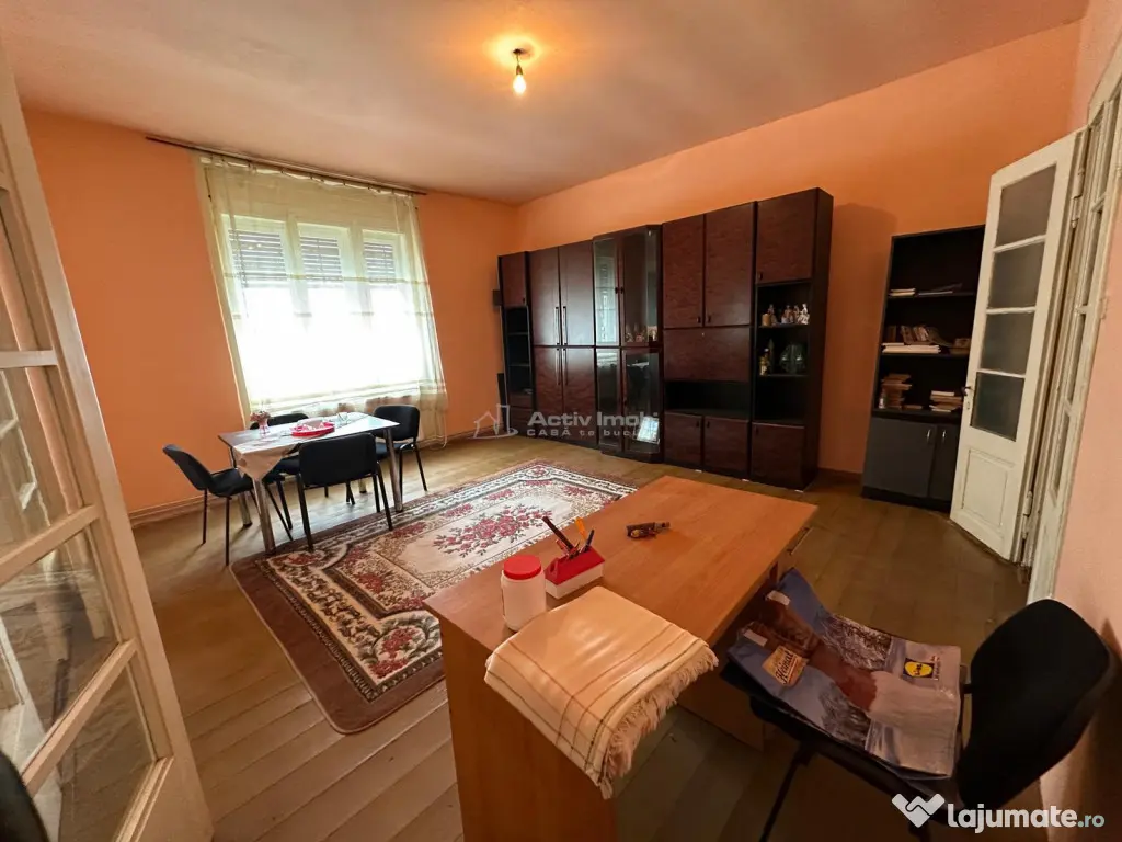 Bocsa Montana, Casa Solida Teren, Strada Principala 