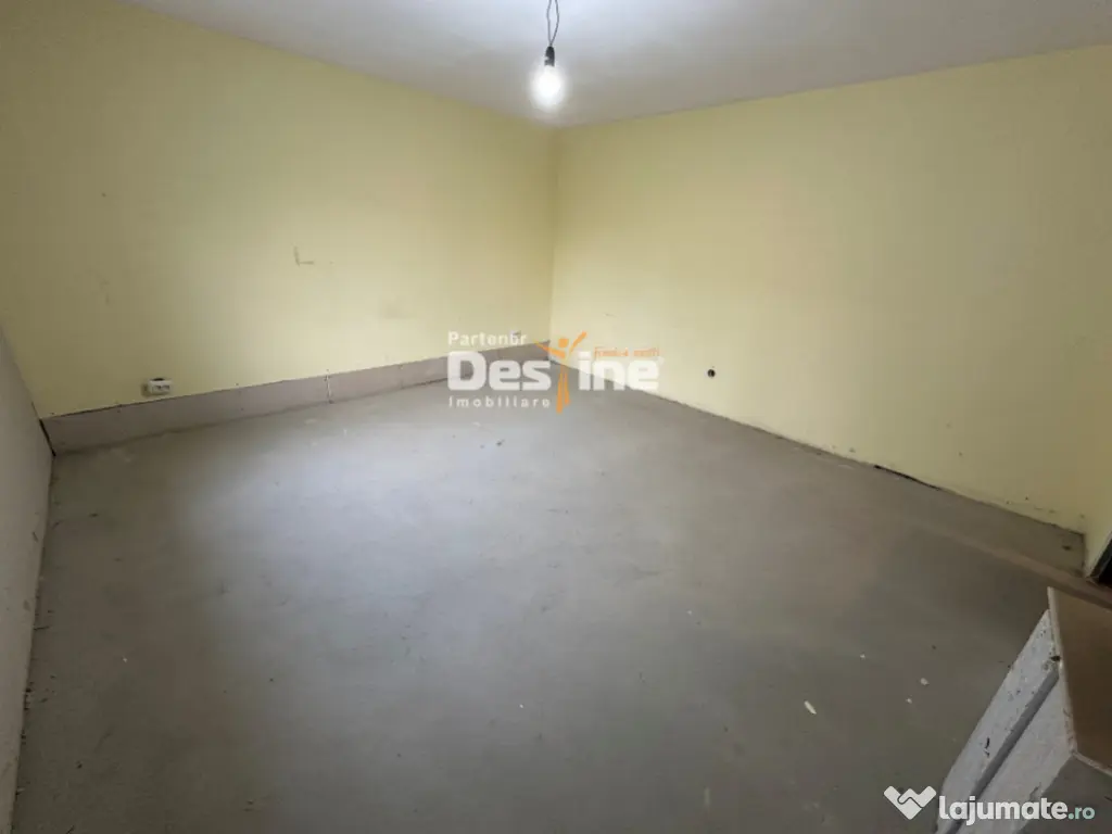 Casă P+Pod, 64 mp utili, teren 450 mp – Pașcani, Kauflan