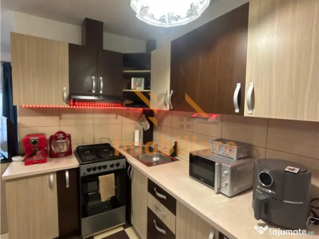 GARSONIERA MOBILATA | UTILATA | ZONA ROGERIUS | ORADEA 