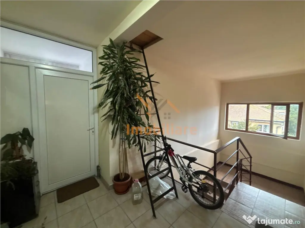 GARSONIERA MOBILATA | UTILATA | ZONA ROGERIUS | ORADEA 