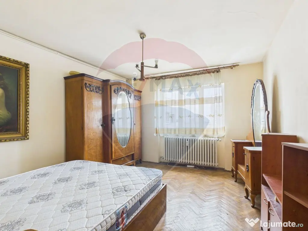 Apartament cu 3 camere în zona – 1 Mai / Domenii 