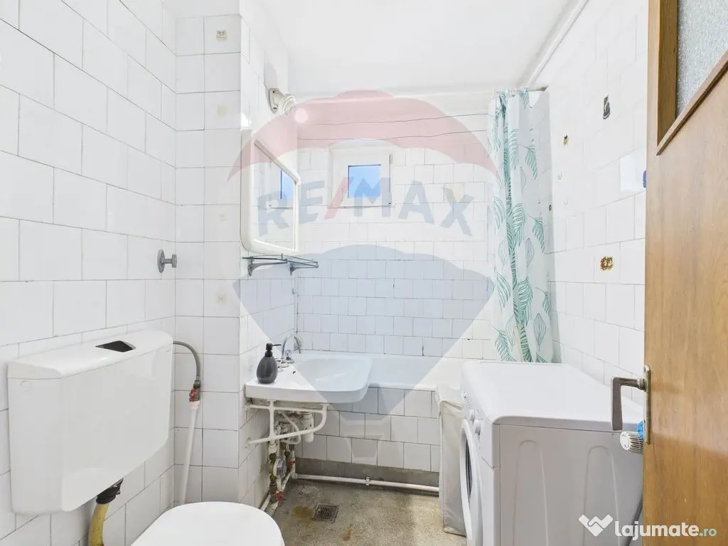 Apartament cu 3 camere în zona – 1 Mai / Domenii 