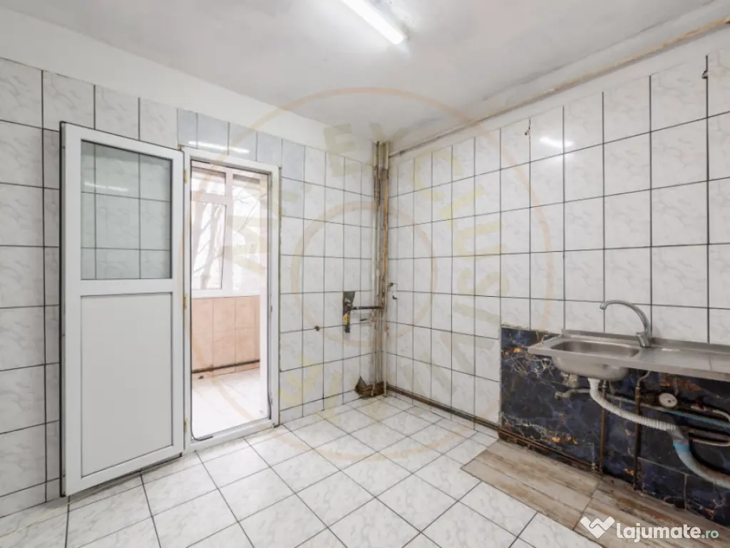 Apartament 2 camere, decomandat, etaj 1, Gavana