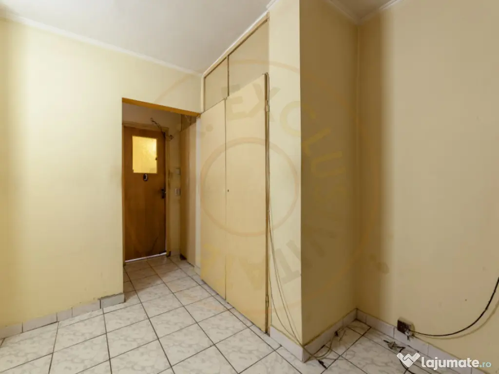 Apartament 2 camere, decomandat, etaj 1, Gavana