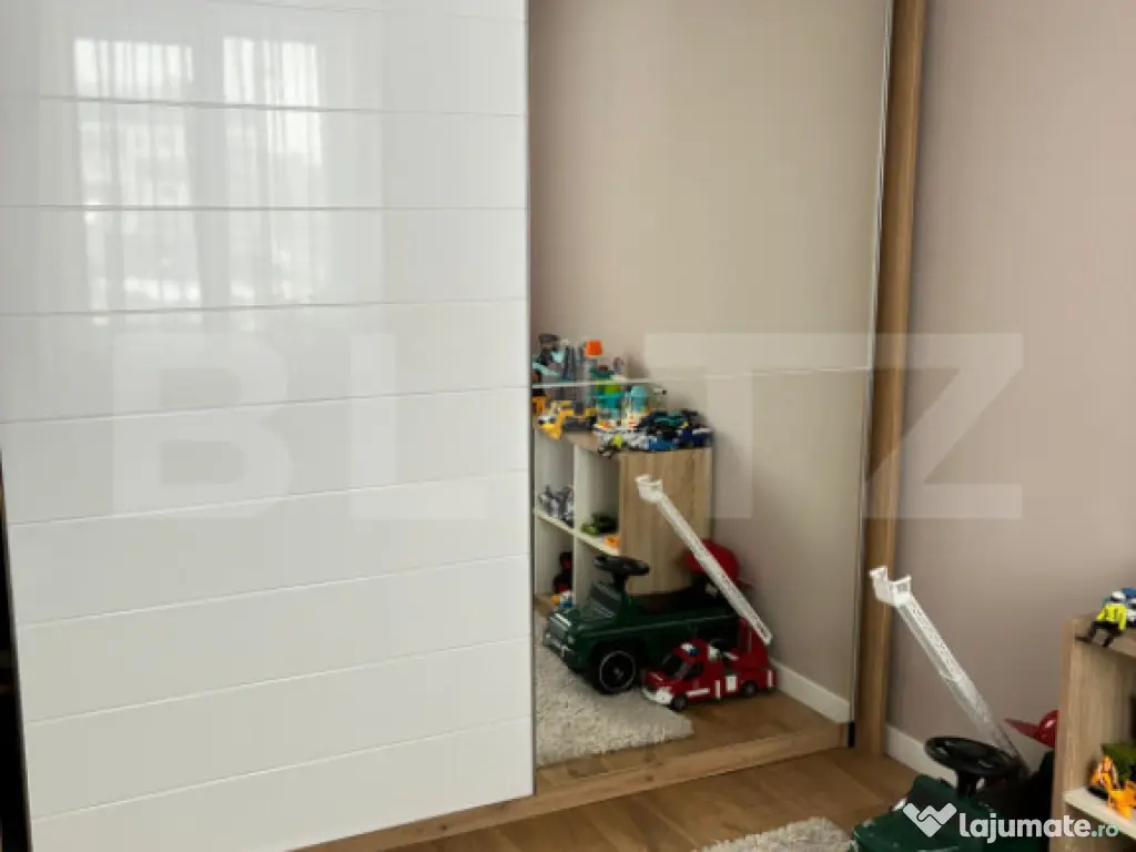 Apartament cu 3 camere, 50 mp, zona Tineretului