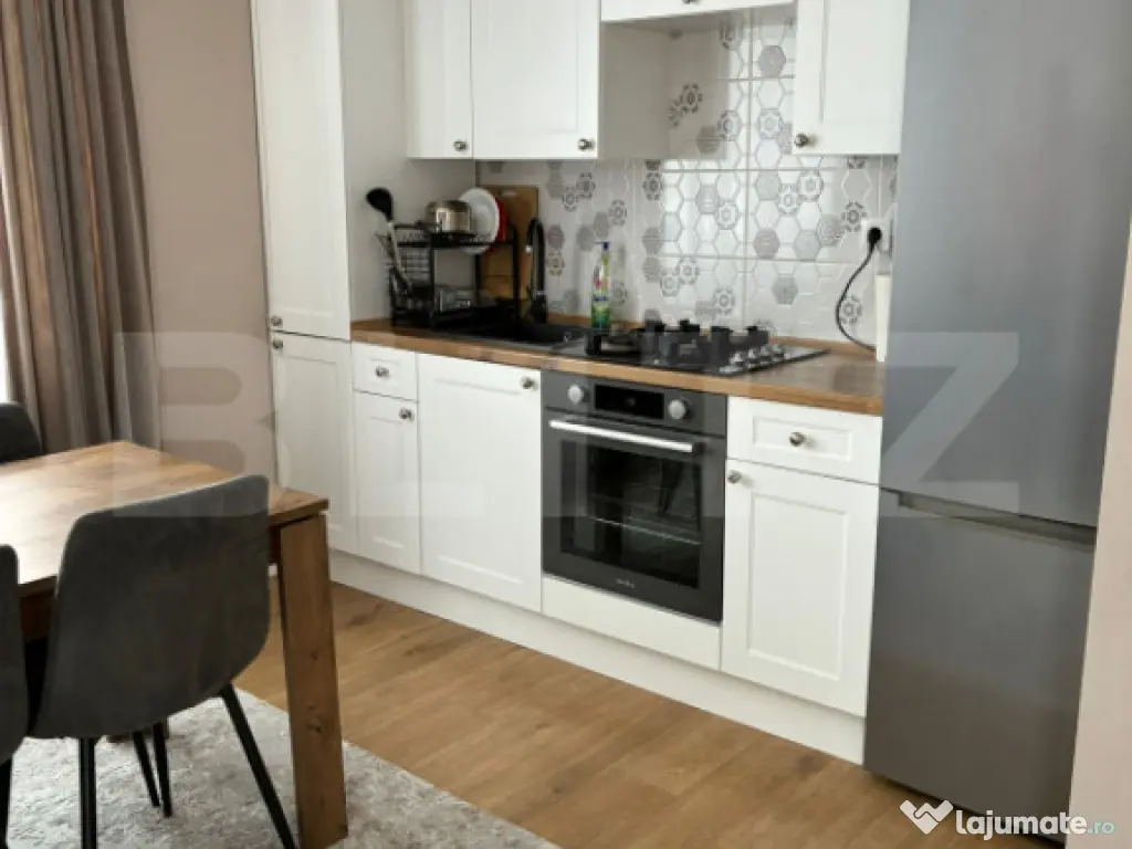 Apartament cu 3 camere, 50 mp, zona Tineretului