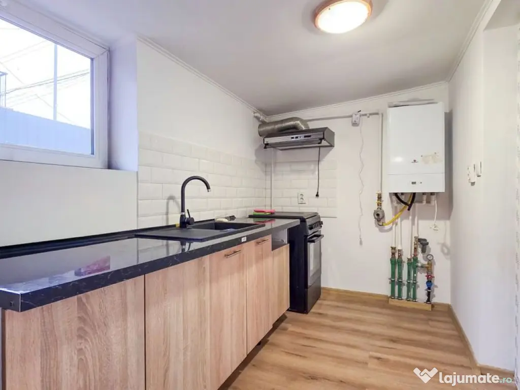 Casă 3 camere renovată 2025 – Strada Iași nr. 21, Ra... 