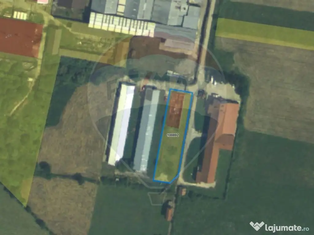 Teren intravilan 1.729 mp + hală parțial demolată | Te... 