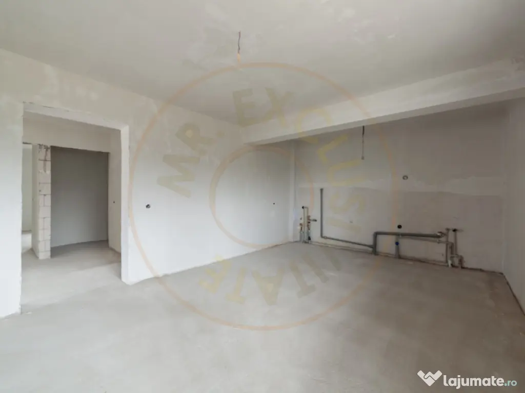 Casa sptioasa cu potential real in Maracineni la 5 pasi de P