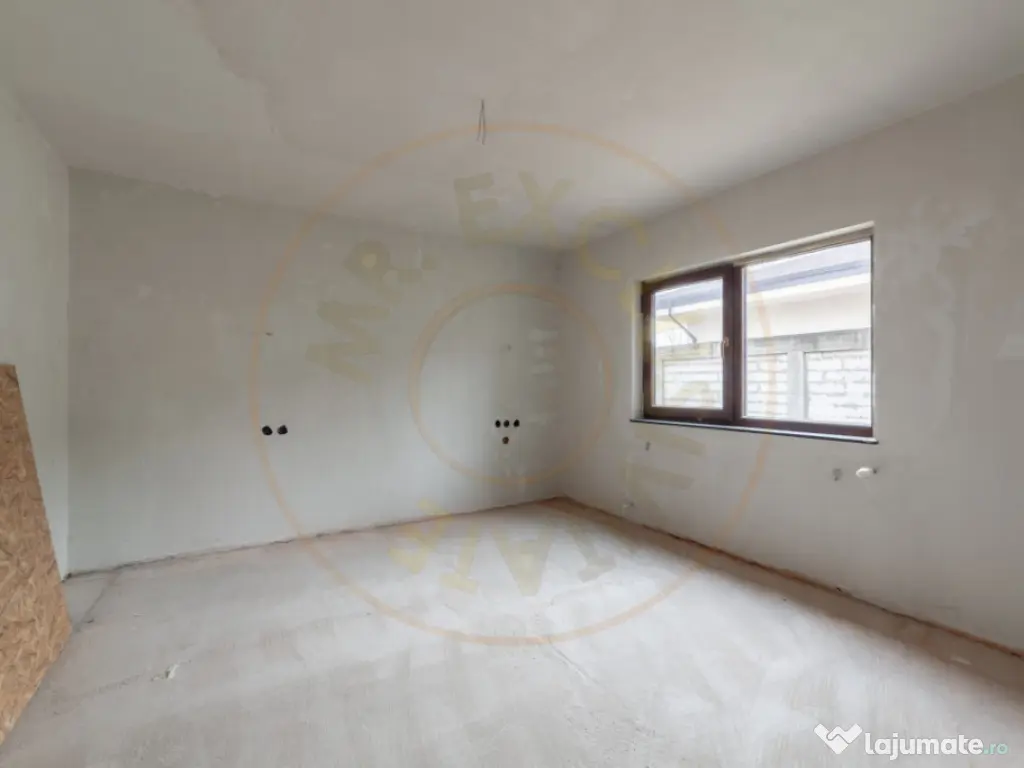 Casa sptioasa cu potential real in Maracineni la 5 pasi de P