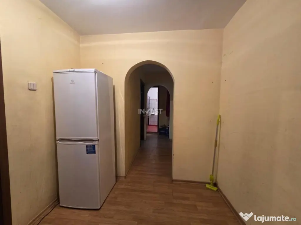 VANZARE-APARTAMEMT 3 CAMERE-DECOMANDATE-DACIA 