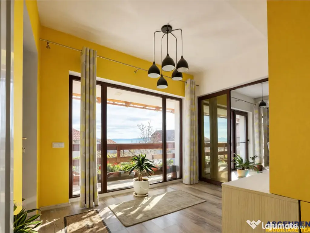 FILM 3D! Resedinta de exceptie:eleganta spatiu,confort,Everg 