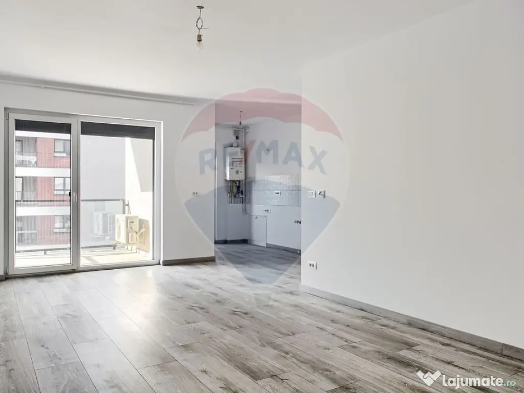 Apartament 3 camere COMPLEX ADORA PARK cu loc de parcare 