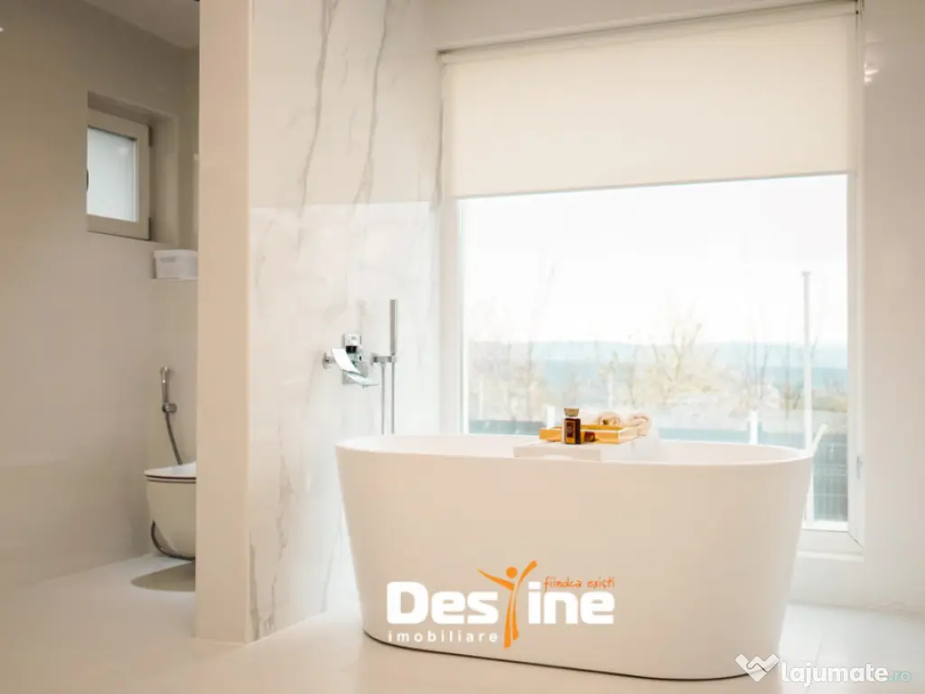 Casă sustenabilă 196 mp cu design futurist, în natură, m 