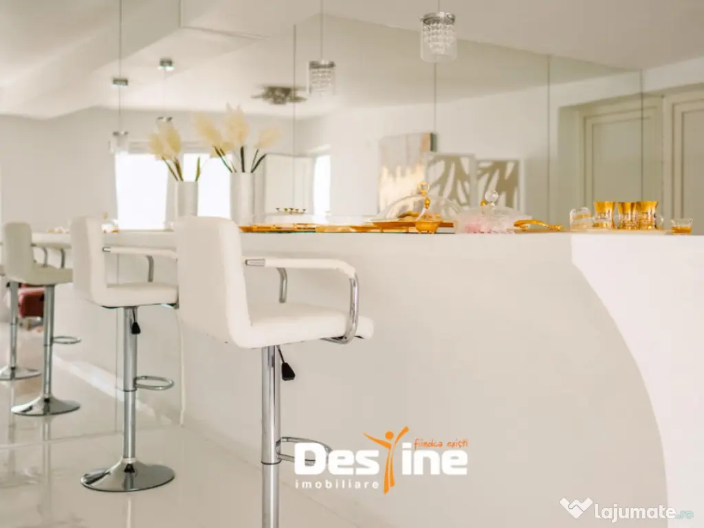 Casă sustenabilă 196 mp cu design futurist, în natură, m 