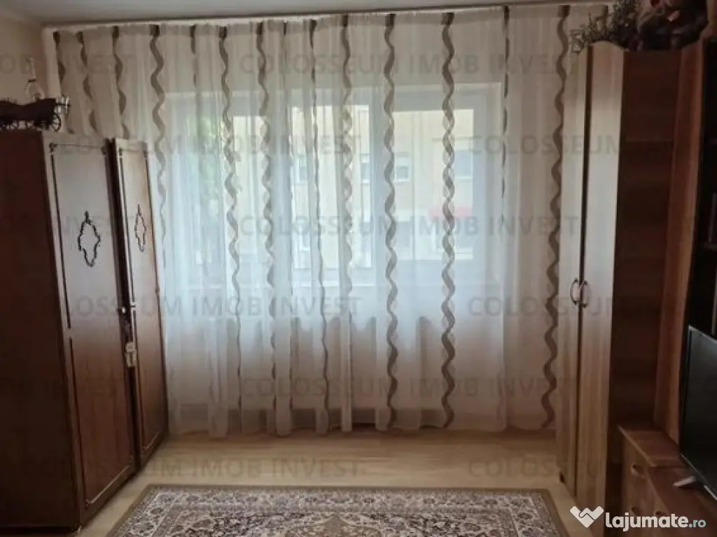 Apartament 2 camere, decomandat - zona Tractorul