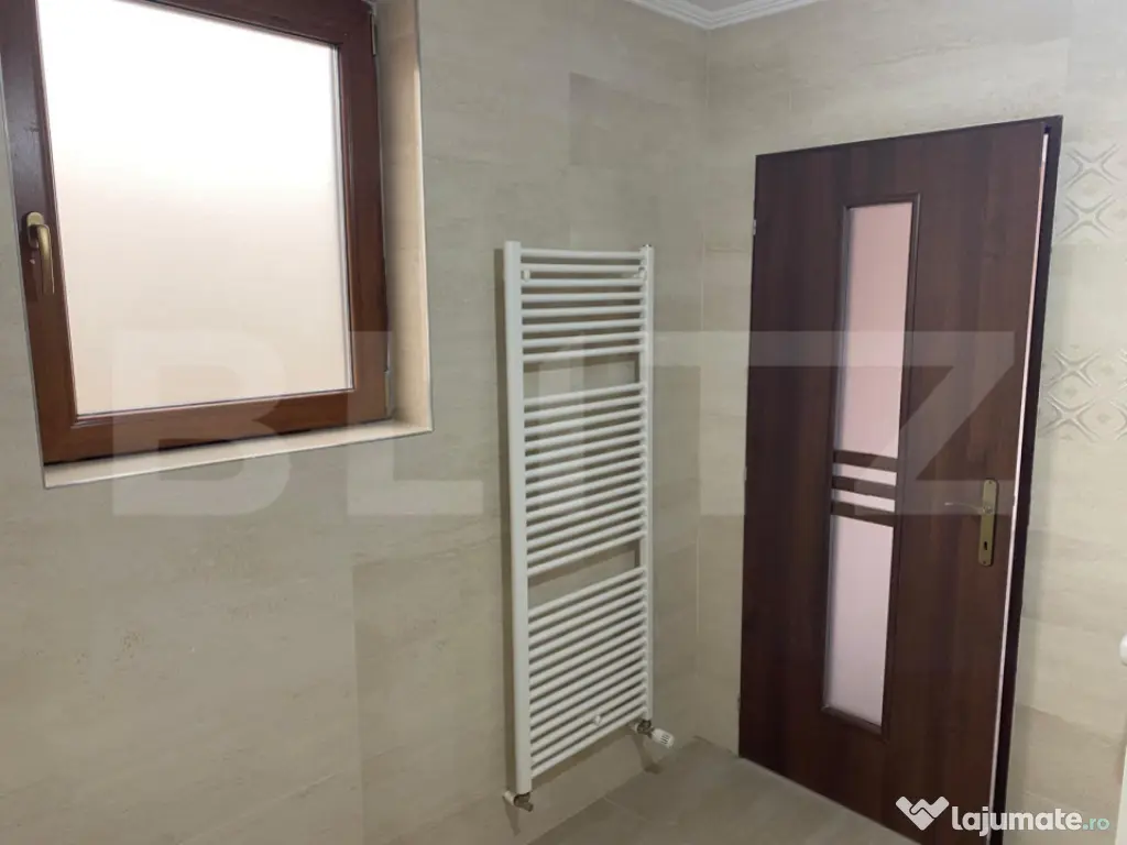 Casa P+E la rosu, teren de 71 ari, Salva