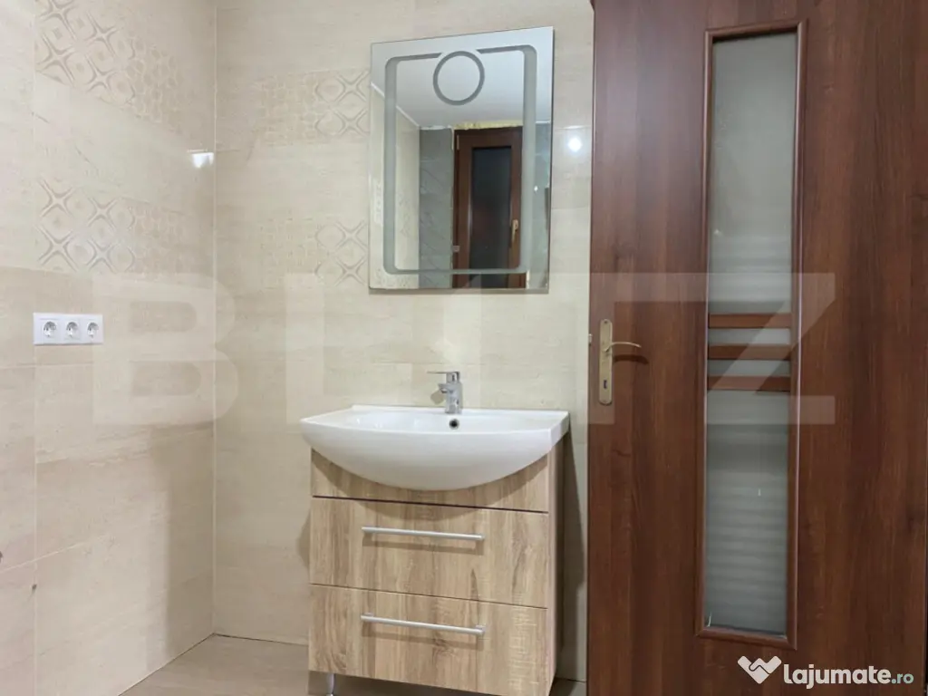 Casa P+E la rosu, teren de 71 ari, Salva