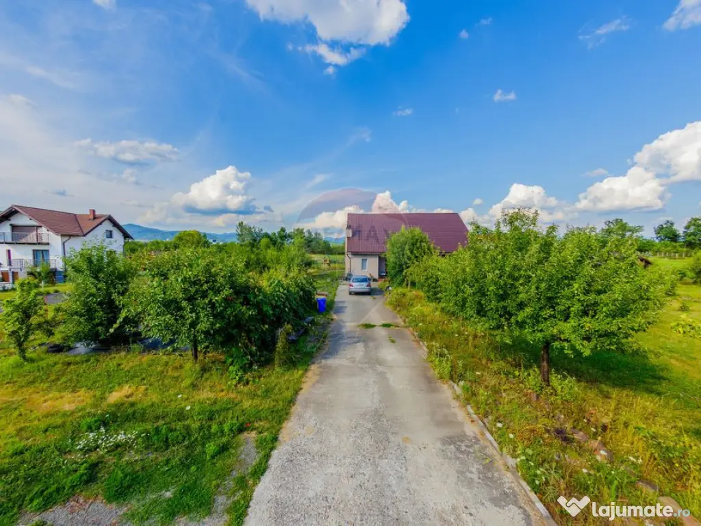 Casă pentru locuit, zonă liniștită, la câteva minute...