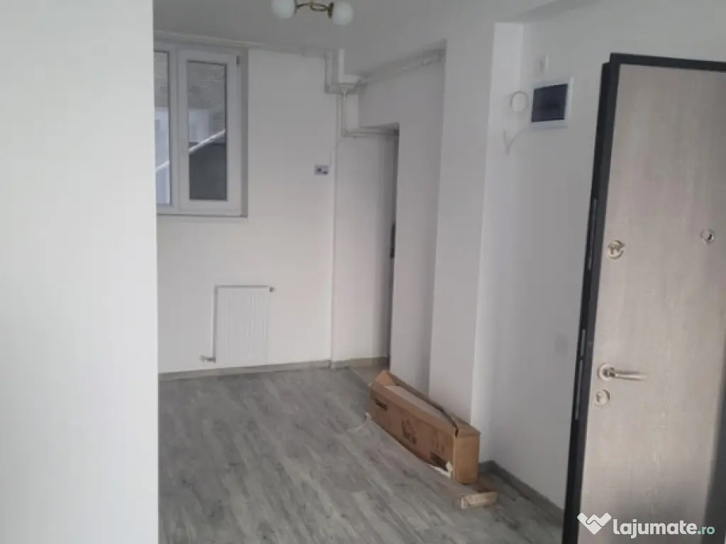 Garsoniera 30 mp, situata intr-o vila P+2, zona 13 Septembri 