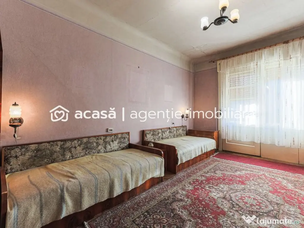 Acasă mare în centrul Aradului! 4 camere - 130 mp utili! 