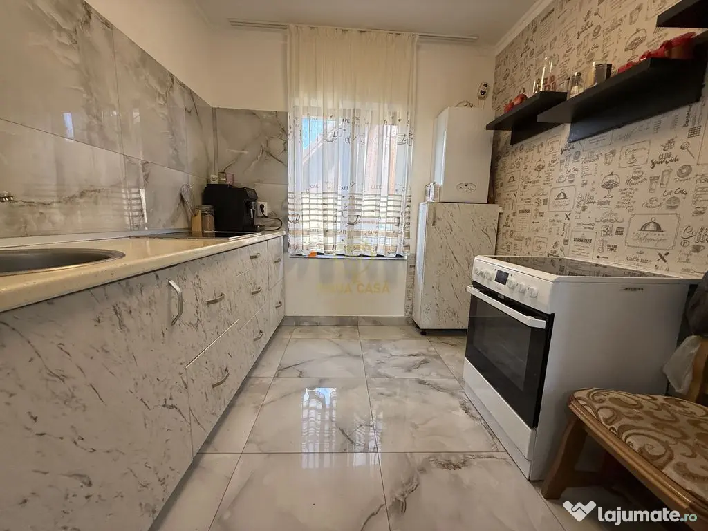 De Vanzare 2 Case In Curte Titulescu/Strada Crinului Tere... 