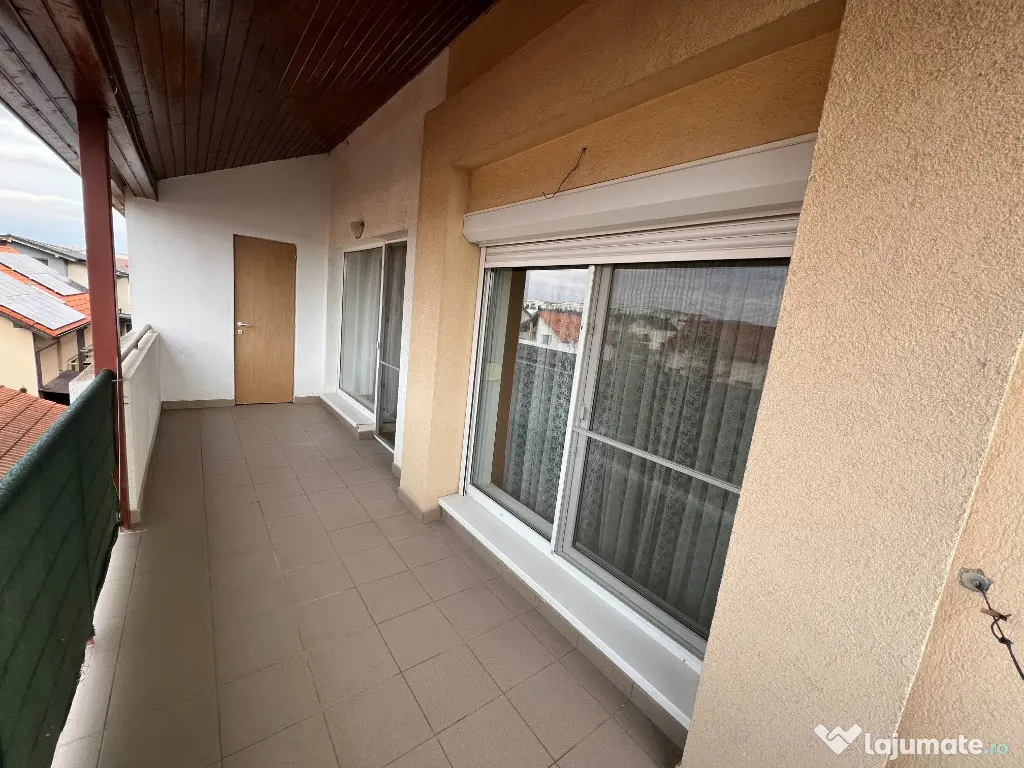 INCHIRIEZ apartament 3 camere decomandat,renovat,zona Selimbar 