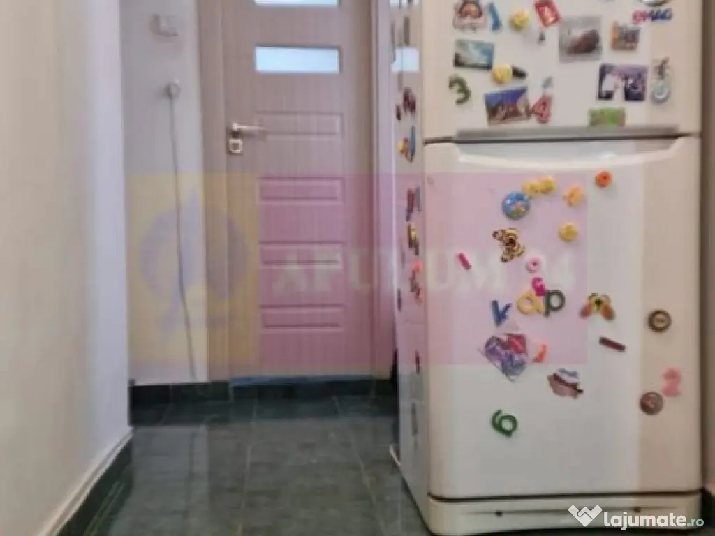 Inchiriere 3 cam. pe str. Huedin ( zona C. Brancoveanu ) 