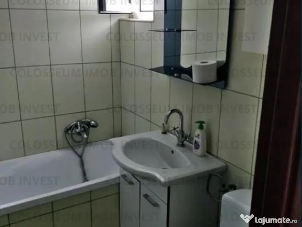 Apartament 3 camere, decomandat - zona Grivitei