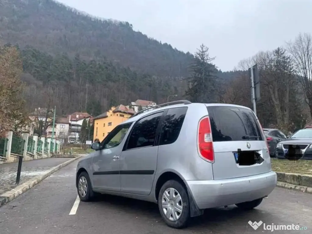 Skoda Roomster 1.2 TSI Ideală pentru Familie și Oraș! 