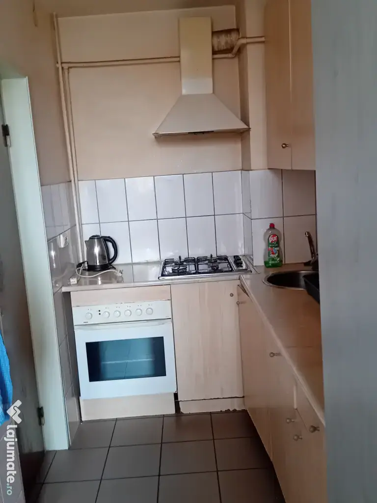 Proprietar, zero comision, inchiriez apartament 3 camere Strad 